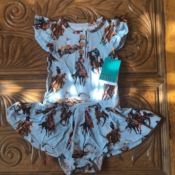 Posh Peanut Other - Posh Peanut Brody twirl bodysuit